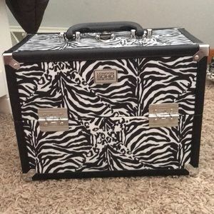 makeup box